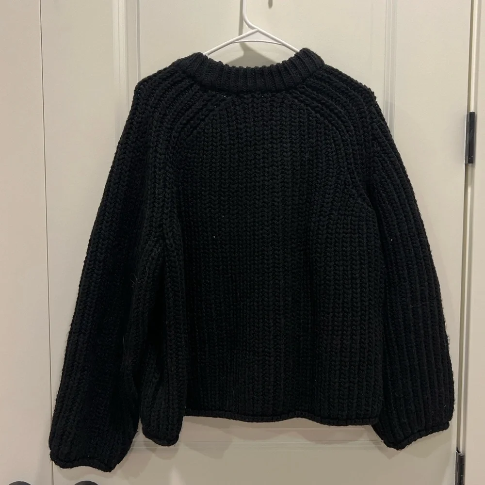 H&M Black Chunky Knit Sweater Balloon Sleeve Size Large